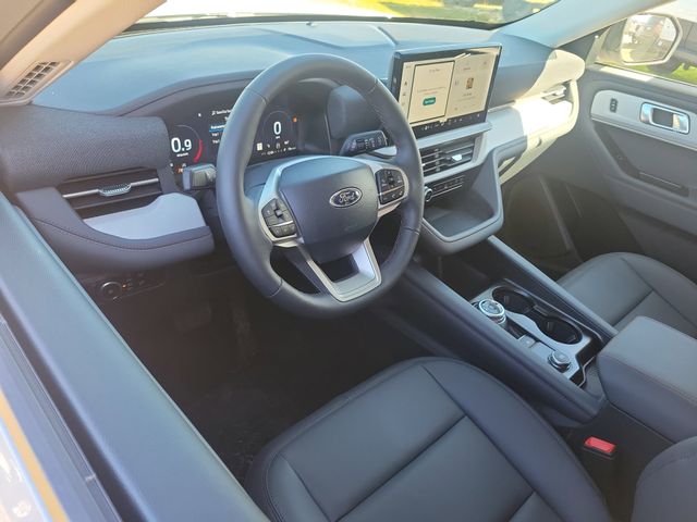 New 2026 Ford Explorer - photo 8