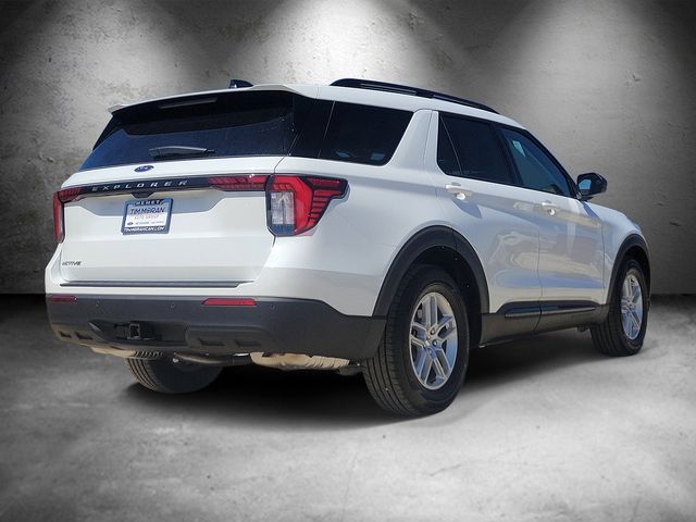 New 2026 Ford Explorer - photo 2