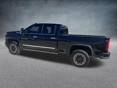 Used 2025 Chevrolet Silverado 2500 - photo 1