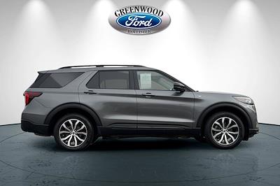 2025 Ford Explorer ST-Line 4WD SUV for sale #12389 - photo 2