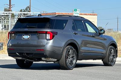 2025 Ford Explorer ST-Line 4WD SUV for sale #30207 - photo 2