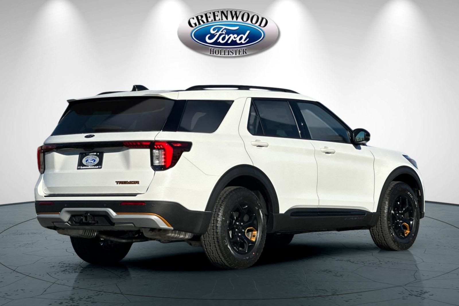 New 2026 Ford Explorer - photo 2