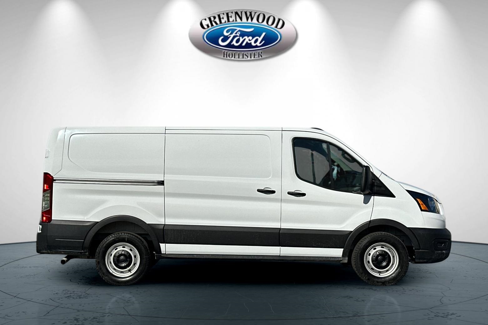 New 2026 Ford Transit 150 - photo 5