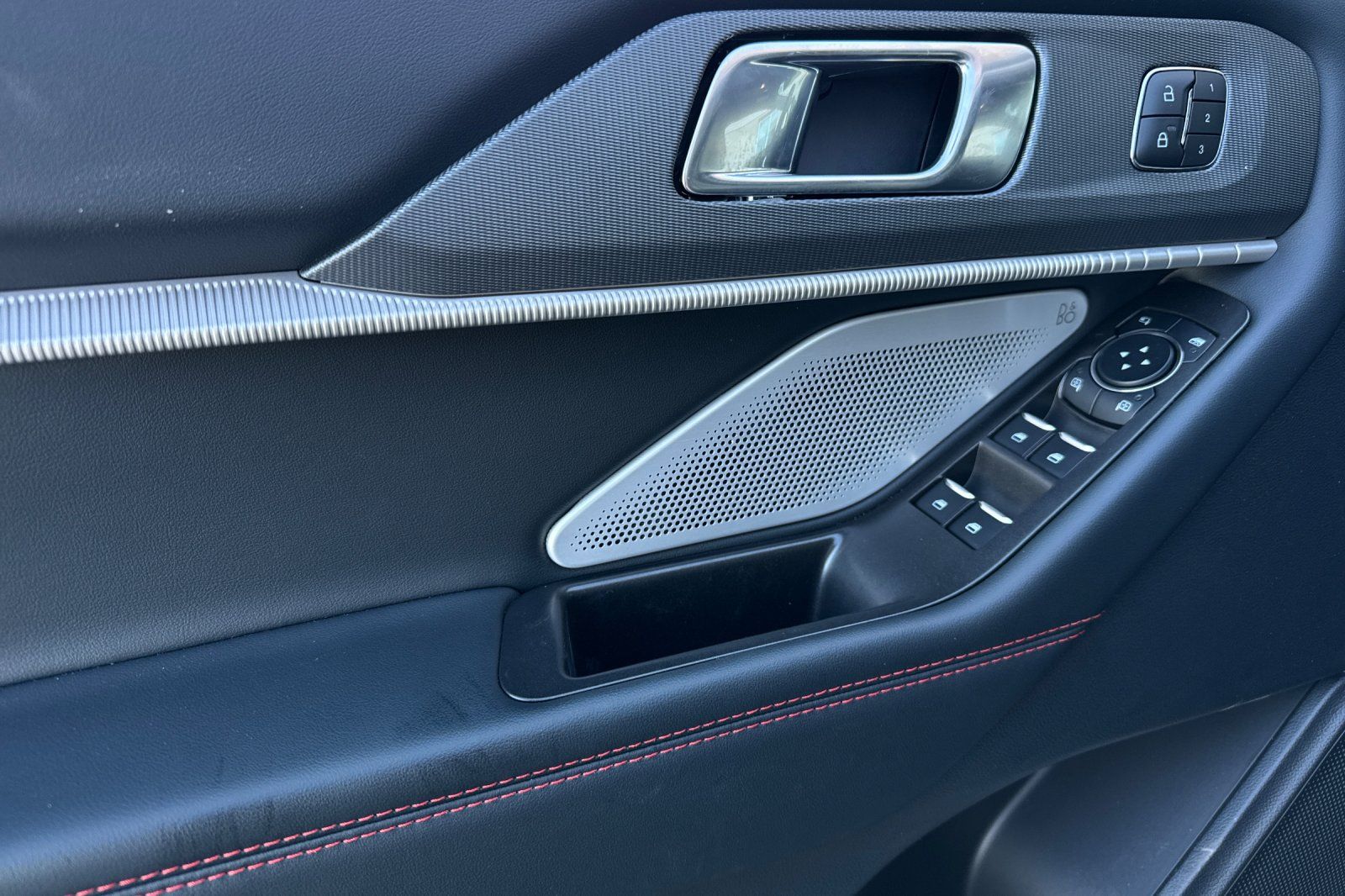 New 2026 Ford Explorer - photo 12