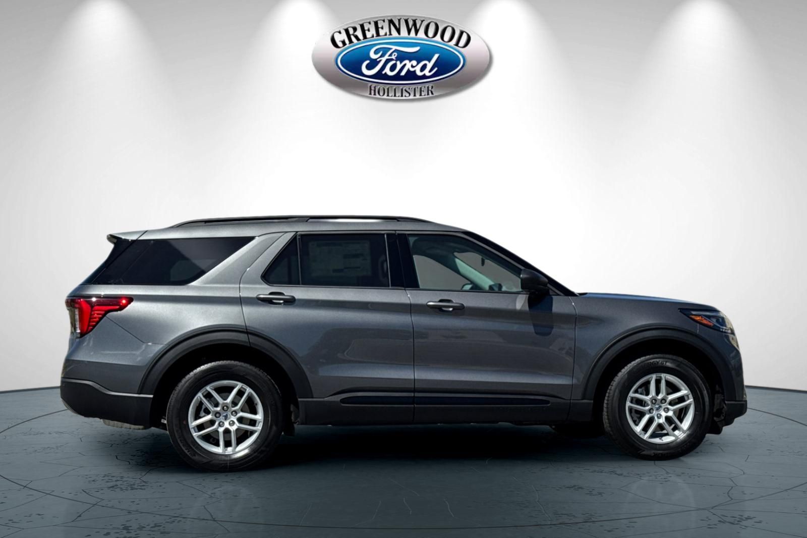New 2026 Ford Explorer - photo 2