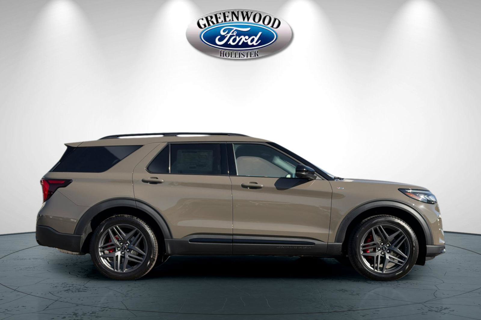 New 2026 Ford Explorer - photo 2
