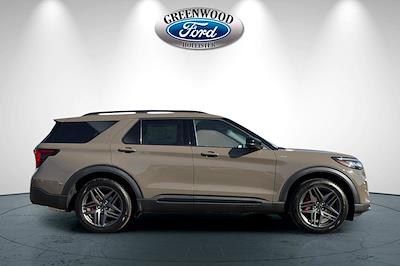 2026 Ford Explorer ST-Line 4WD SUV for sale #30833 - photo 2