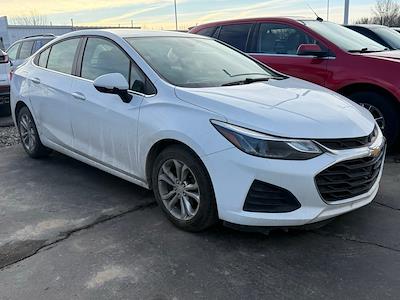 Used 2019 Chevrolet Cruze - photo 1