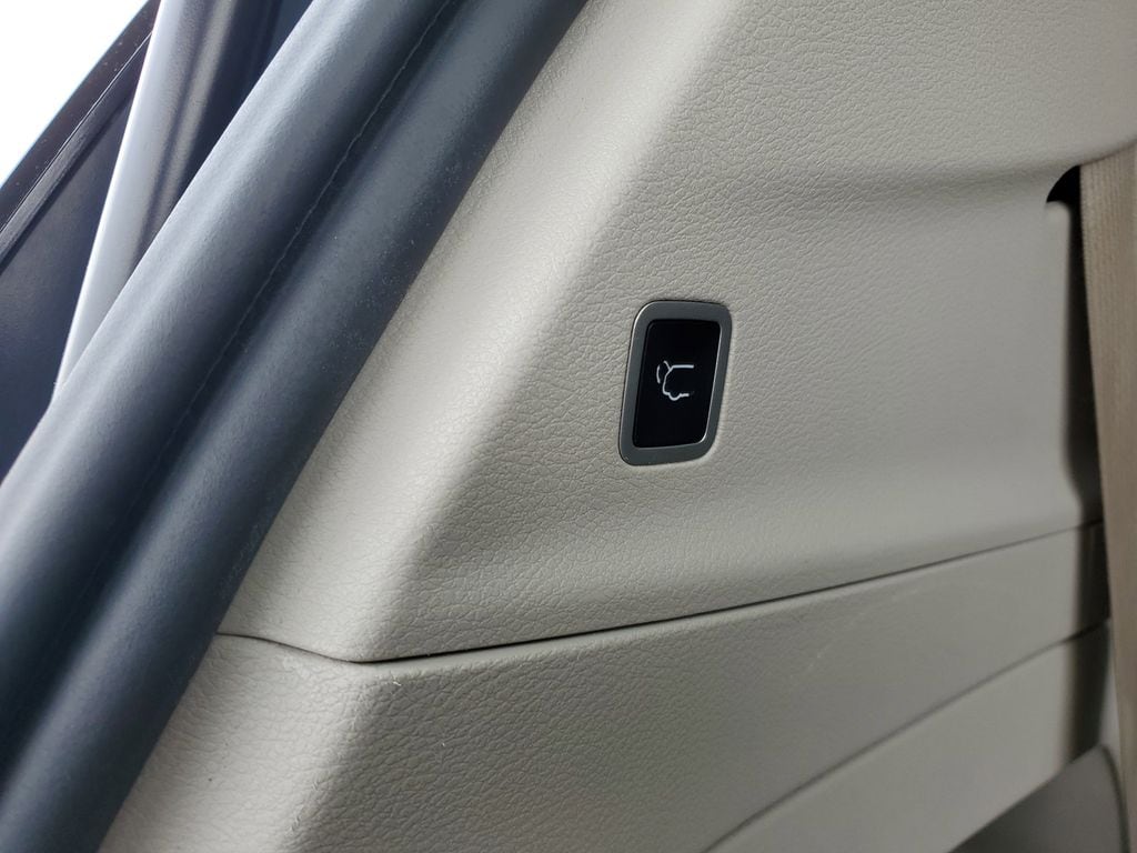 Used 2023 Chrysler Pacifica - photo 25