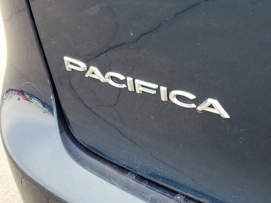Used 2023 Chrysler Pacifica - photo 27