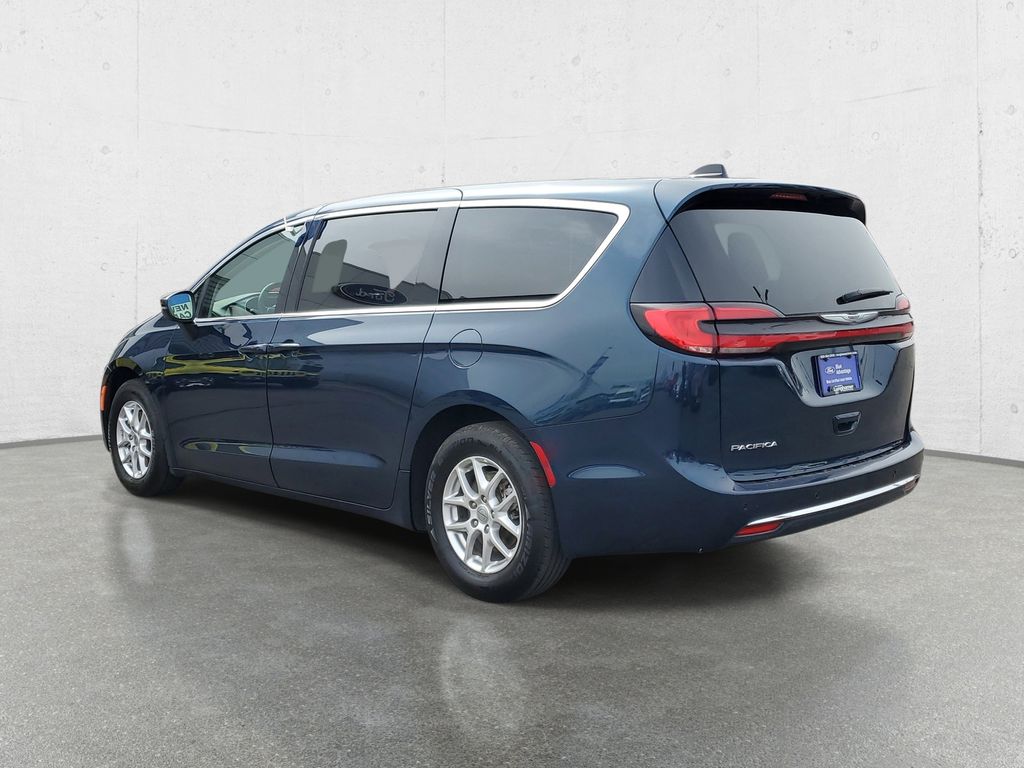 Used 2023 Chrysler Pacifica - photo 32