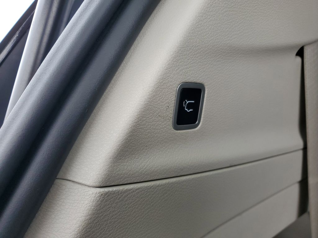Used 2023 Chrysler Pacifica - photo 24