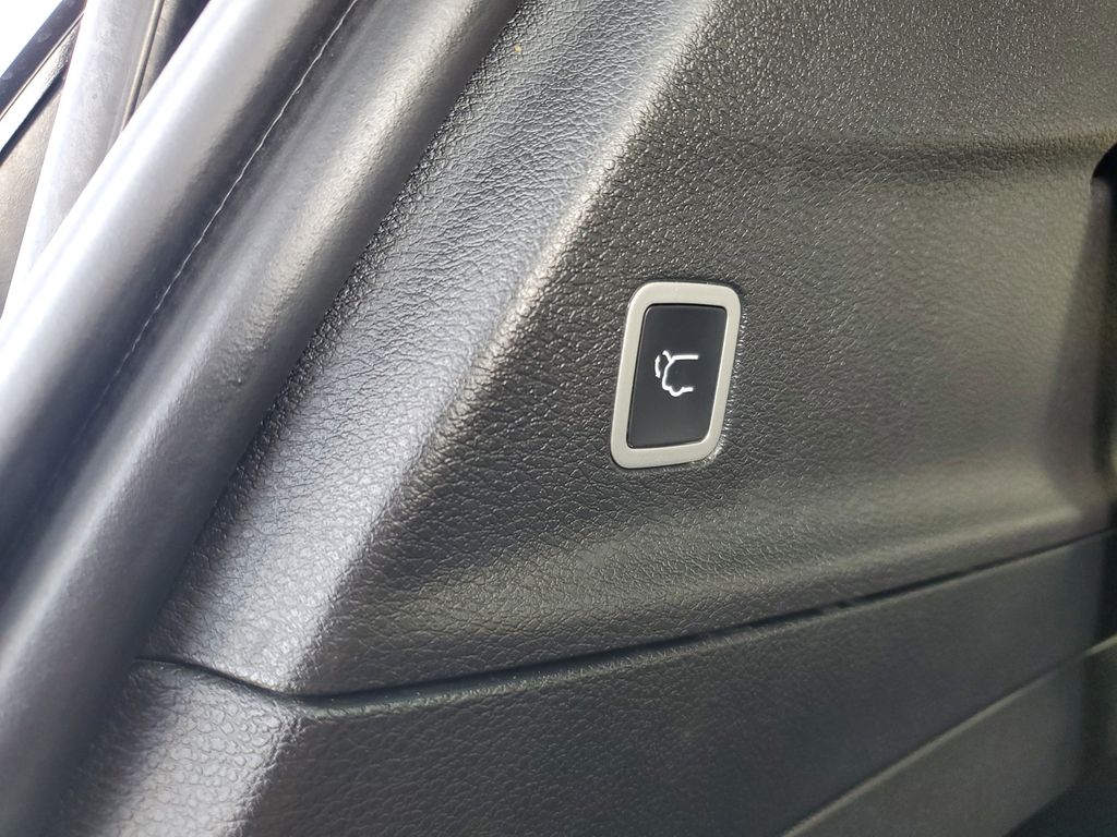 Used 2025 Chrysler Pacifica - photo 35