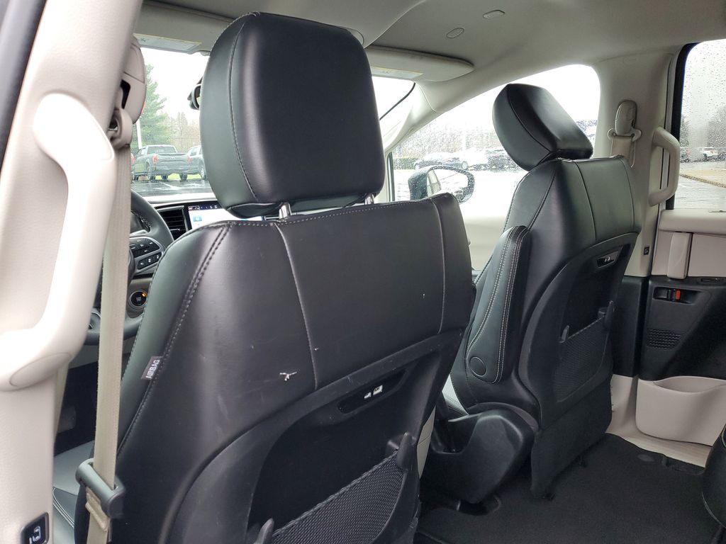 Used 2024 Chrysler Pacifica - photo 18