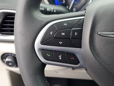 Used 2024 Chrysler Pacifica - photo 1