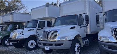 Used 2018 International DuraStar 4300 Day Cab Box Truck with Liftgate for sale #780411 - photo 1