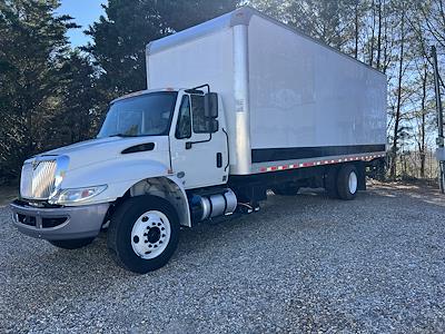 Used 2018 International DuraStar 4300 - photo 1