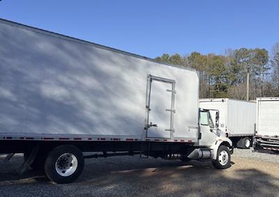 Used 2019 International DuraStar 4300 Day Cab Box Truck with Liftgate for sale #828397 - photo 2