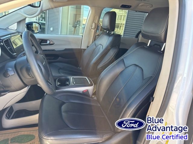 Used 2024 Chrysler Pacifica - photo 18