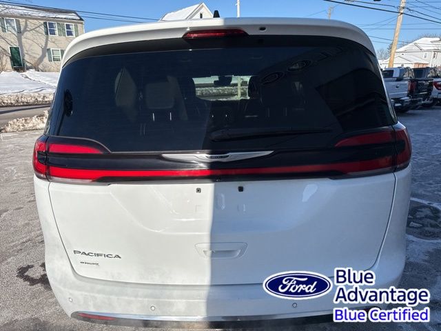 Used 2024 Chrysler Pacifica - photo 9