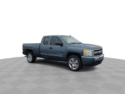 Used 2010 Chevrolet Silverado 1500 LT Extended Cab for sale #AZ142480 - photo 2