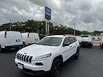 2017 Jeep Cherokee 4x2 SUV for sale #HW586542 - photo 3