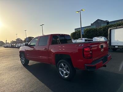 2018 Chevrolet Silverado 1500 Crew Cab 4x4 Pickup for sale #JG411144 - photo 2