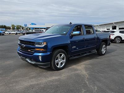 Used 2018 Chevrolet Silverado 1500 LT Crew Cab for sale #JG516411 - photo 2
