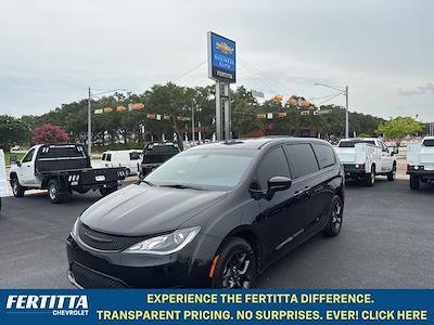 2020 Chrysler Pacifica FWD Minivan for sale #LR128703 - photo 1
