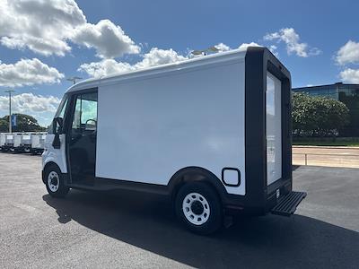 2025 Chevrolet BrightDrop 400 Standard Roof AWD Step Van / Walk-in for sale #S9100494 - photo 2