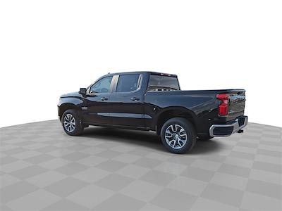New 2025 Chevrolet Silverado 1500 LT Crew Cab for sale #SZ338598 - photo 2