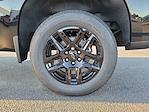 New 2026 Chevrolet Silverado 1500 Custom Crew Cab Pickup for sale #TG161542 - photo 33