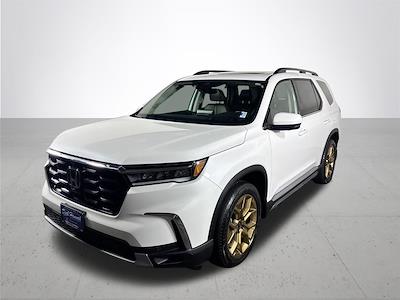 Used 2024 Honda Pilot - photo 1