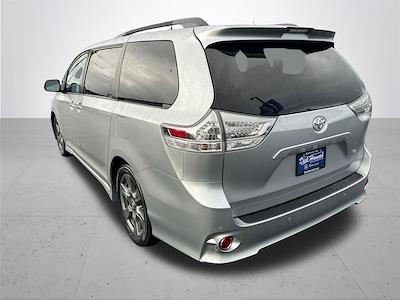 Used 2019 Toyota Sienna SE Minivan for sale #211197 - photo 2