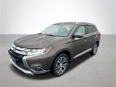 Used 2018 Mitsubishi Outlander SEL for sale #211406 - photo 2