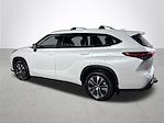 2022 Toyota Highlander AWD SUV for sale #385579 - photo 2