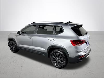 2024 Volkswagen Taos FWD SUV for sale #385647 - photo 2