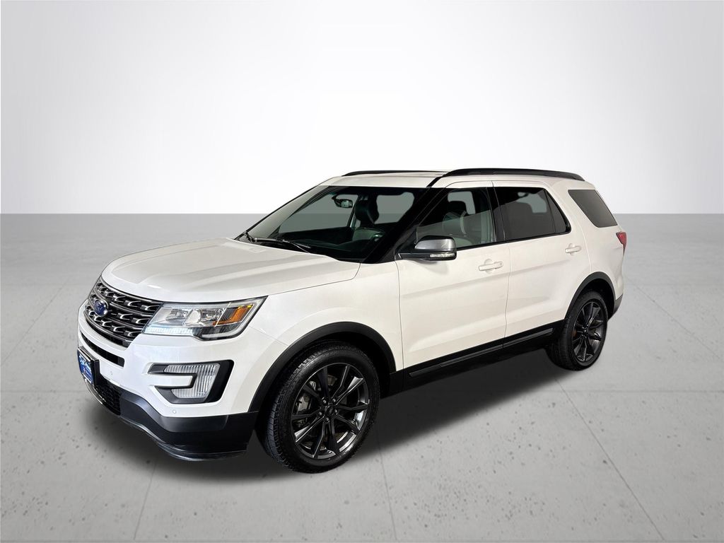 Used 2017 Ford Explorer - photo 1