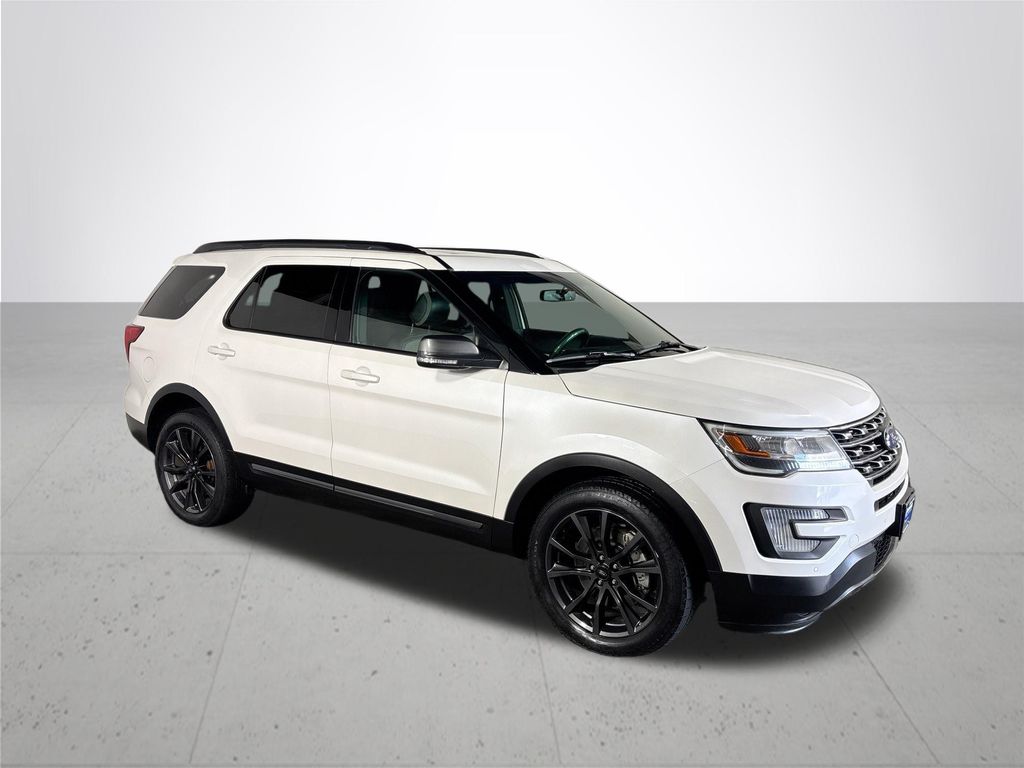 Used 2017 Ford Explorer - photo 5