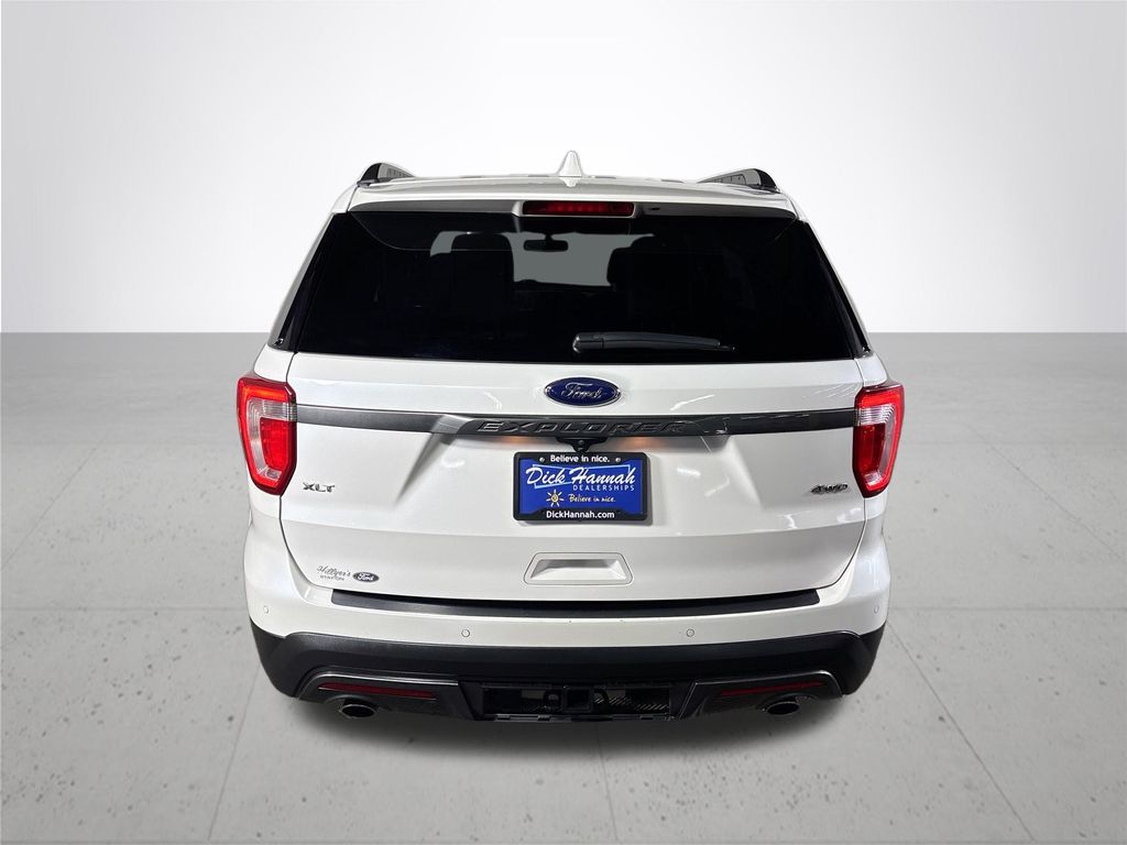 Used 2017 Ford Explorer - photo 8
