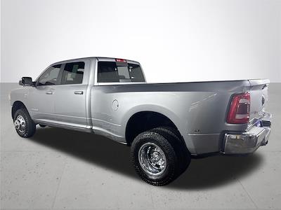 2019 Ram 3500 Crew Cab DRW 4x4 Pickup for sale #669512 - photo 2