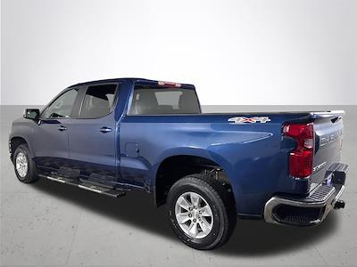 2022 Chevrolet Silverado 1500 Crew Cab 4WD Pickup for sale #669609 - photo 2