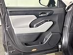 2023 Toyota Highlander AWD SUV for sale #708689 - photo 10