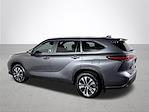 2023 Toyota Highlander AWD SUV for sale #708689 - photo 2