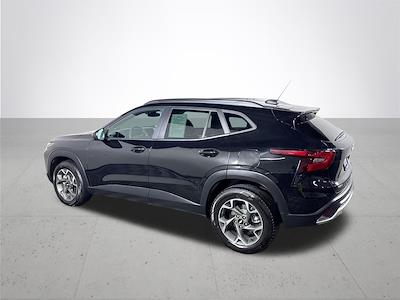 Used 2024 Chevrolet Trax LT for sale #836658 - photo 2