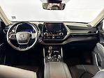 2020 Toyota Highlander AWD SUV for sale #C709136 - photo 12