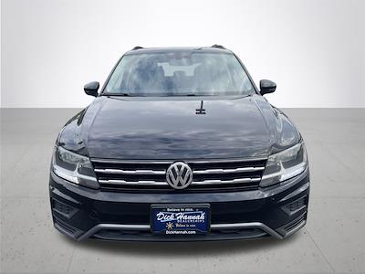 Used 2018 Volkswagen Tiguan AWD SUV for sale #C907033 - photo 2