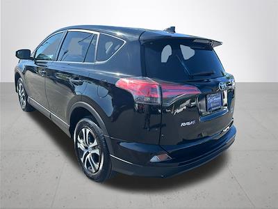 2018 Toyota RAV4 4x4 SUV for sale #CP210775 - photo 2