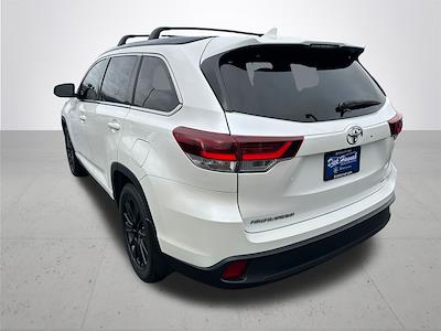 Used 2019 Toyota Highlander SE for sale #CP211290 - photo 2