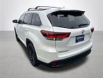 Used 2019 Toyota Highlander SE for sale #CP211290 - photo 2